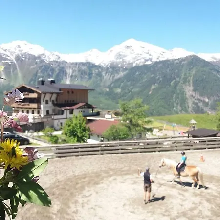 بيت للعطل Sonate In Organic & Equestrian Farm The Veitenhof امهاوسن